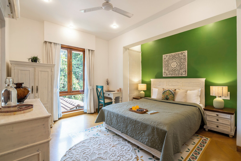 Room 5, Staymaster Shangrila-4BR Private villa, North Goa