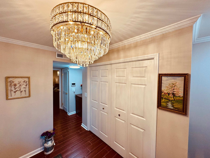 Room 2, Gorgeous Condo Across From Vet School, Lee