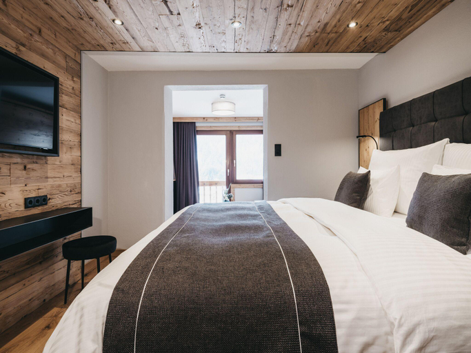 Bedroom 3, Abenteuerhotel Astoria, Landeck