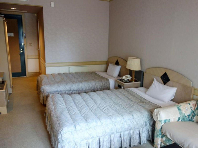 Bedroom 3, Kishu Tetsudo Karuizawa Hotel, Tsumagoi