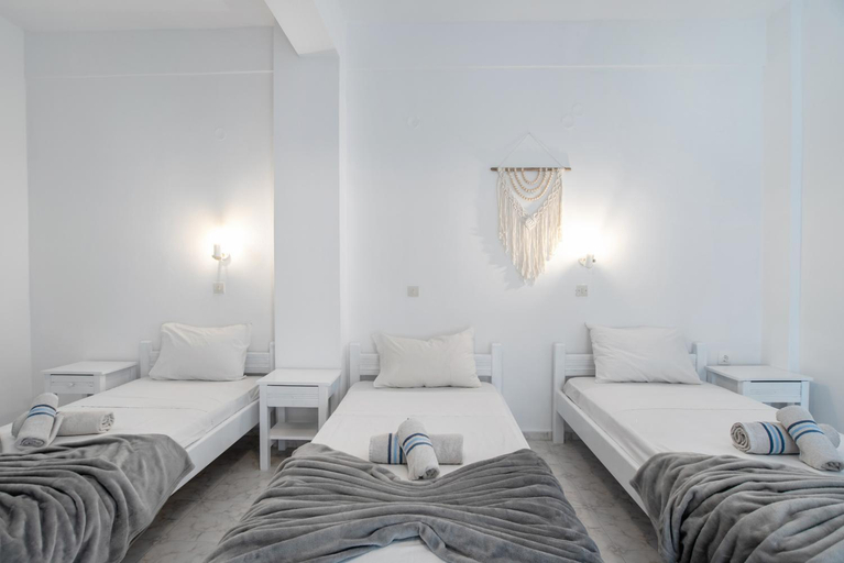 Bedroom 4, Pleasure Beachside Studios, South Aegean