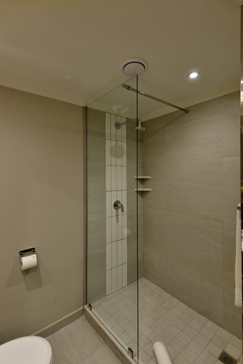 Bathroom 4, Town Lodge George, Eden