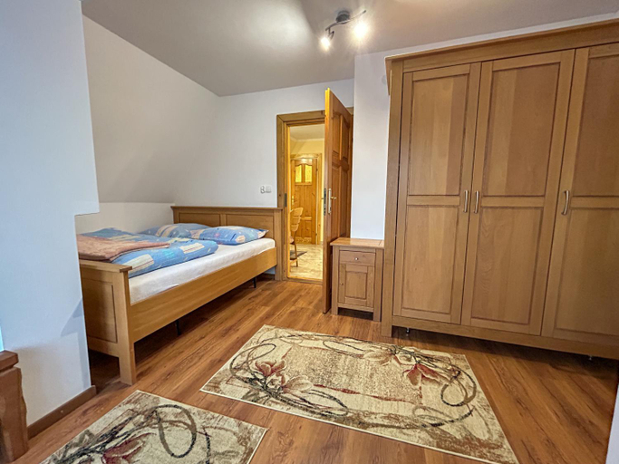 Bedroom 2, Apartamenty i pokoje Gosciniec na Rowni, Tatra