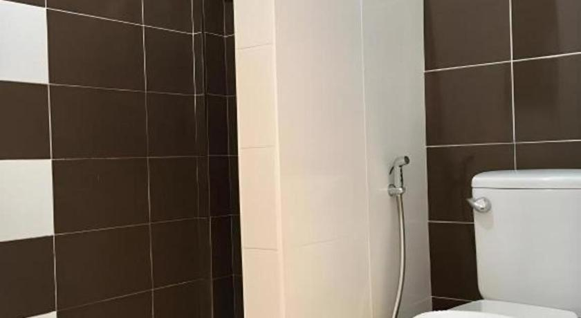 Bathroom 4, Baan Ing Daan, Muang Amnat Charoen