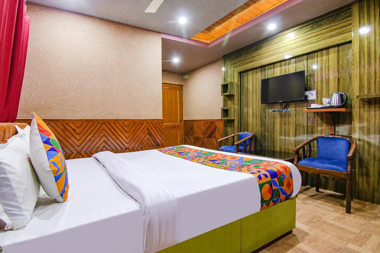 Bedroom 4, Hotel City Plaza, Kangra