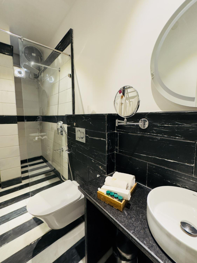 Bathroom 3, Grandrosse Boutique - Pichola Lake Facing Hotel , Udaipur