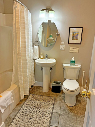 Bathroom 4, Bristol Suites, Addison