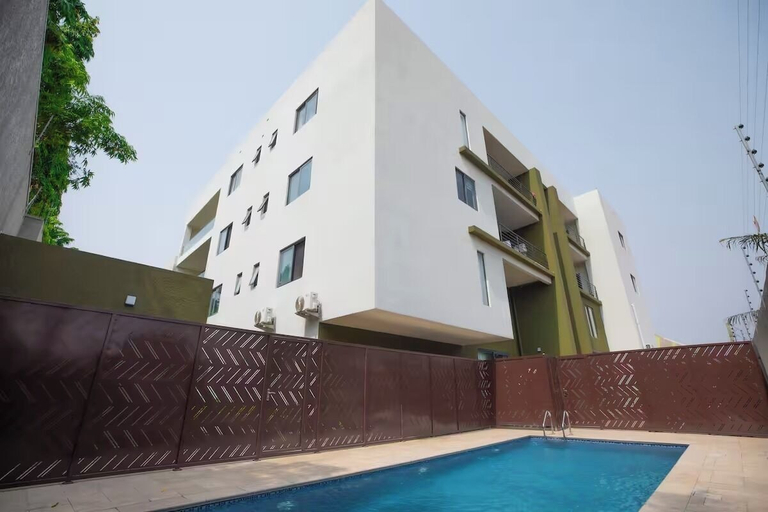 Pool, Wentworth, Accra