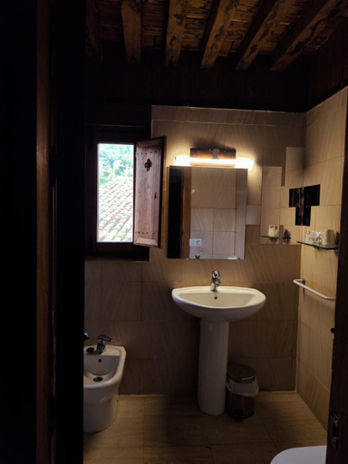 Bathroom 2, La Posada de San Martin, Salamanca