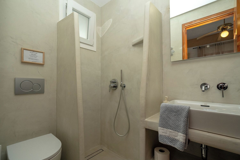 Bathroom 3, Panorama rooms, South Aegean