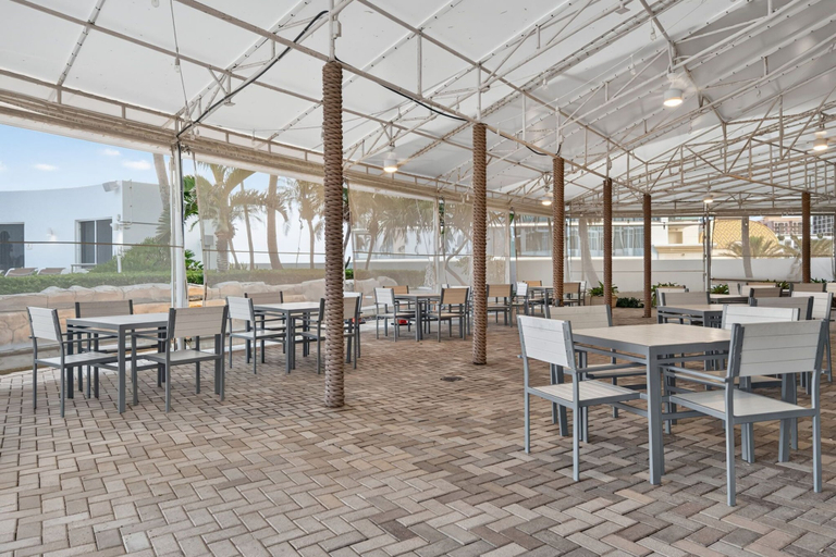 Property grounds 4, Luxury Beachfront Escape, Sunny Isles, Miami-Dade