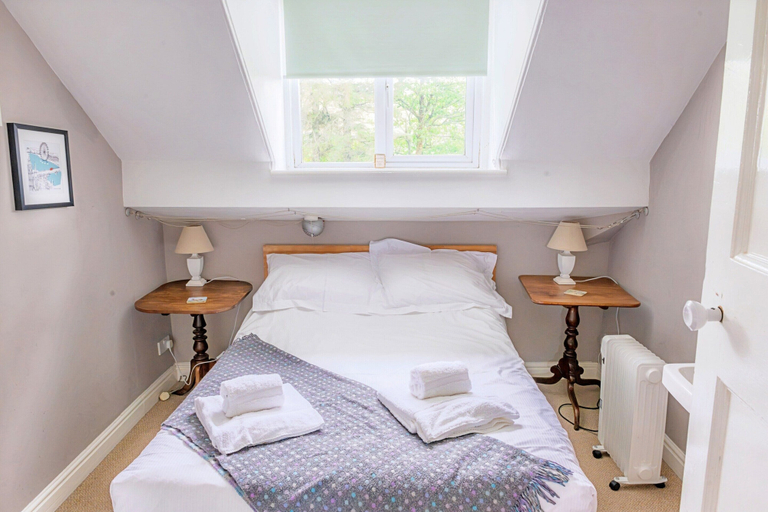Room 5, Cornish Retreat Near the Beach, Durham
