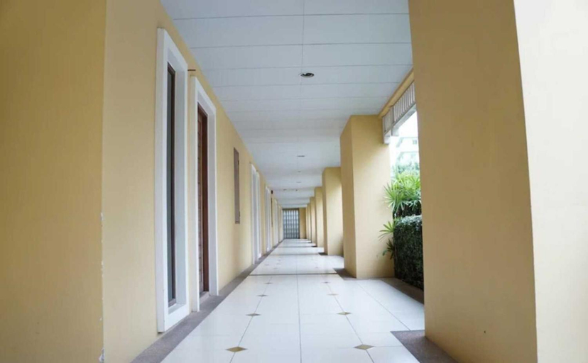 Public Area, Palette The One Residence Hotel, Prawet