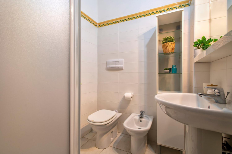 Bathroom 3, Villa Meridiana, Olbia-Tempio