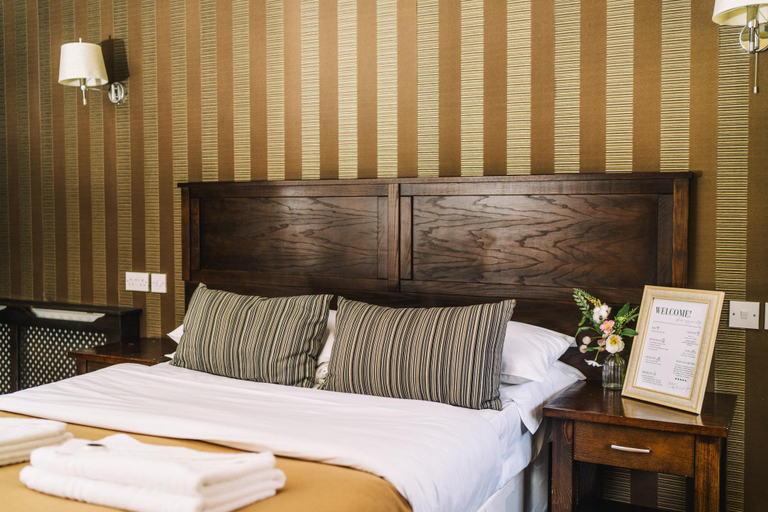 Bedroom 4, Red Lion Inn and Motel, York