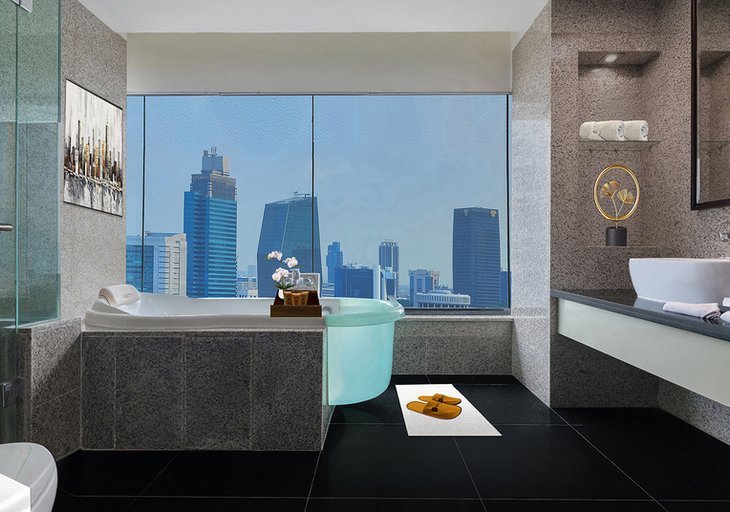 bathroom 19