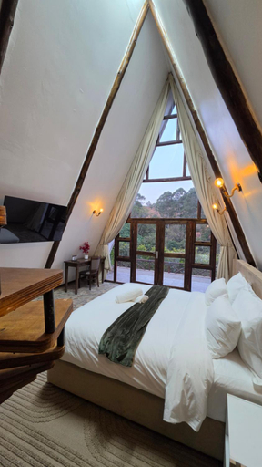 Bedroom 2, Mvubu Falls Lodge, Lobamba