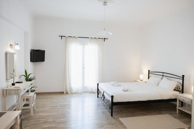Room 3, White Wave Studios, South Aegean