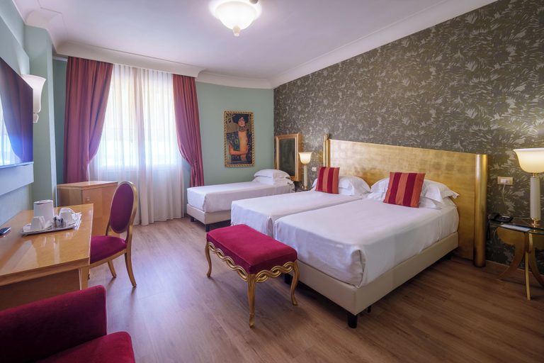 Bedroom 3, Zanhotel & Meeting Centergross, Bologna