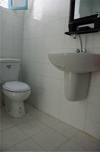 bathroom 23