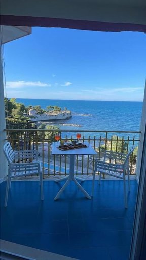 Outdoor dining 5, Che Vista Trani Apartments - Meridia Collection, Barletta-Andria-Trani
