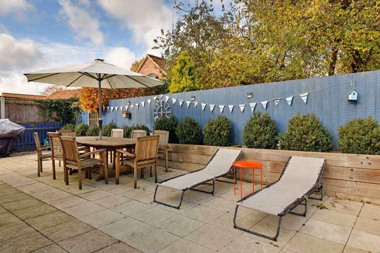 Balcony 5, Charming Chapel House Norfolk, Norfolk