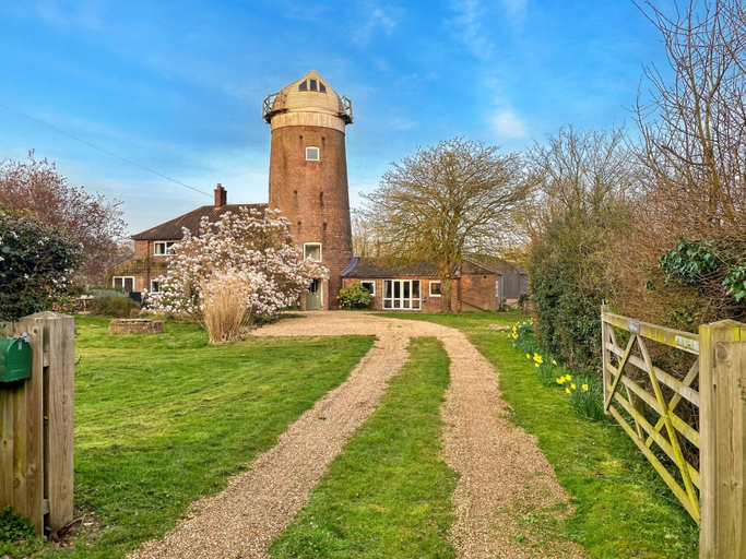 Exterior, Unique Norfolk Windmill Retreat for 8, Norfolk