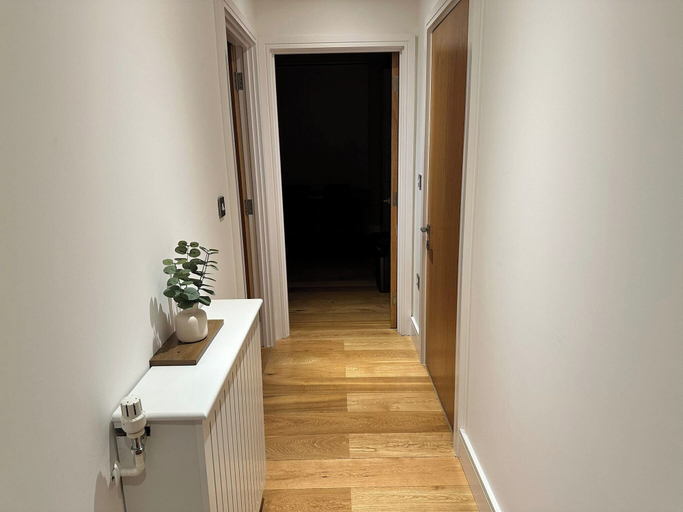 Interior 4, Luxury two bed two Bath In Excel, London