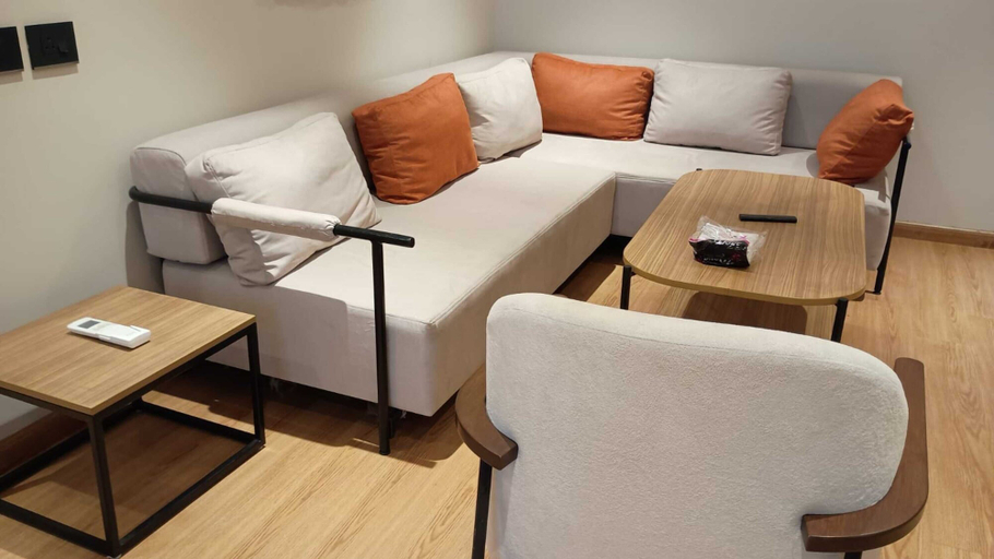 Living area 4, Awesome The Studio Stay, Raipur