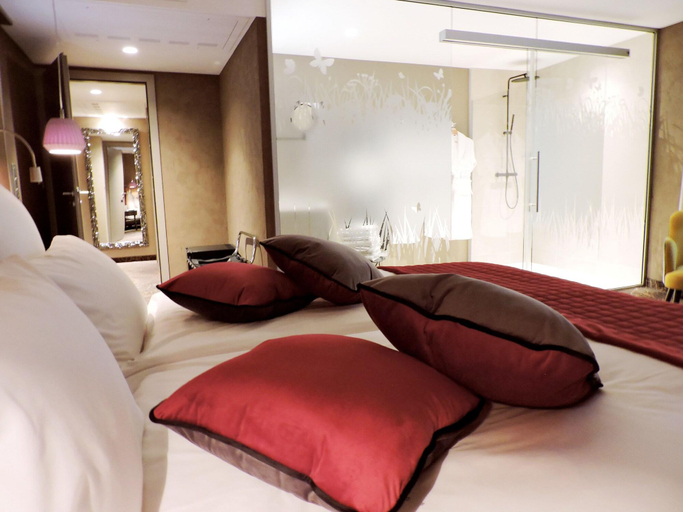 Bedroom 3, Hôtel La Couronne, Haut-Rhin