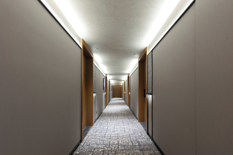 Interior 4, Yantaizhannandajieyaduojiudian, Yantai