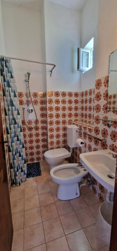 Bathroom 3, Hotel Bellavista, Napoli
