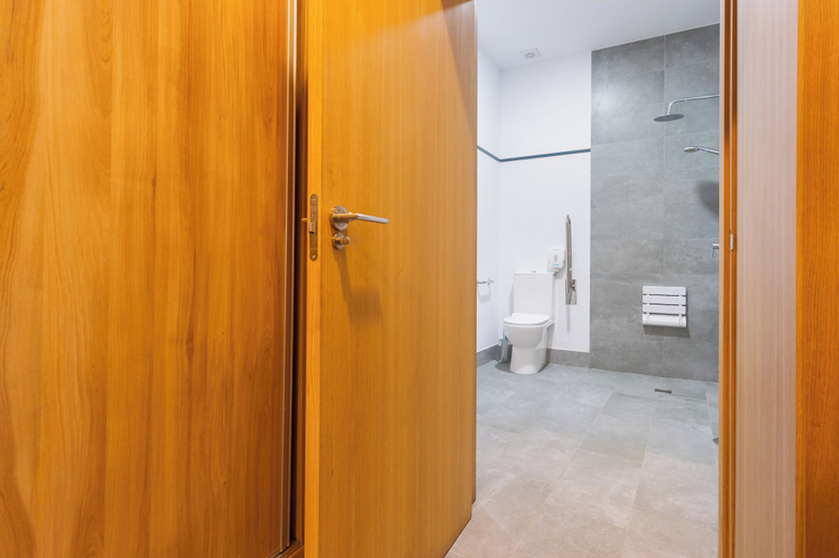 Bathroom 4, La Posada de los Venerables, Sevilla
