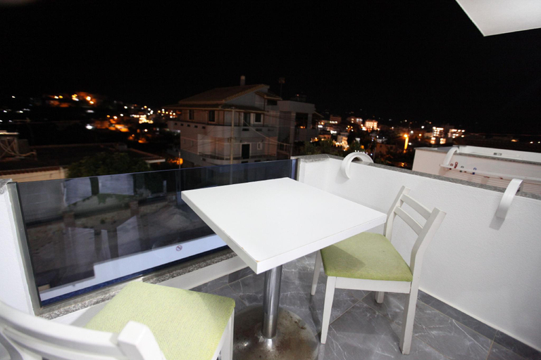 Food & Drinks 4, Hotel Seadel, Sarandës