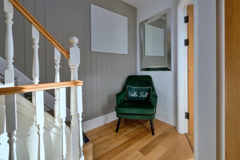 Interior 3, Beach Cottage With Hut for 9, Gwynedd