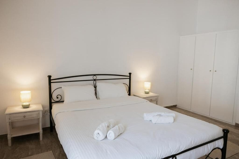 Room 4, White Wave Studios, South Aegean