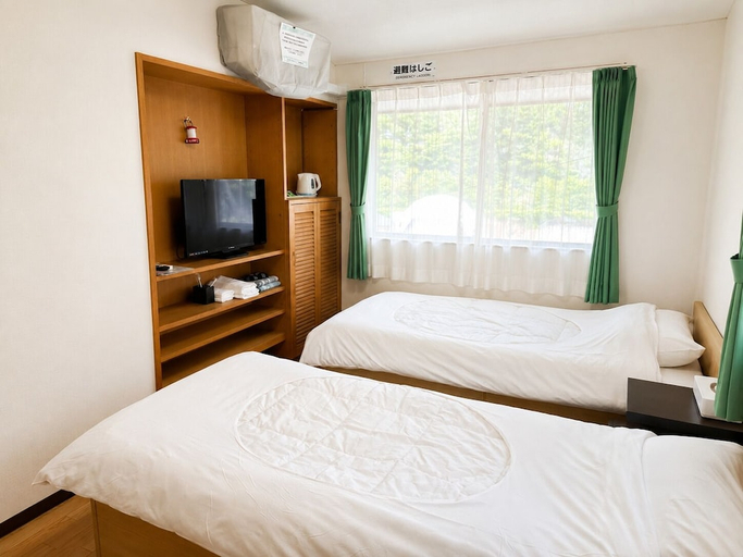 Bedroom 3, Yamanakako Ryokan RYOZAN, Yamanakako
