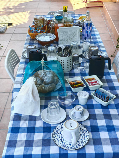 Food & Drinks, B&B L'Assiolo, Ancona
