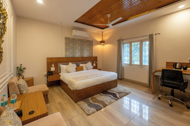 Room 4, juSTa Nature's Nest Resort, Dehradun