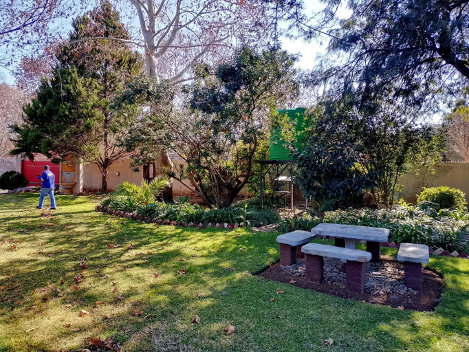 Others 4, Jomus guest house, Lejweleputswa