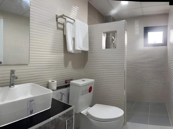 Bathroom 4, Na Care Hotel, Muang Chaiyaphum