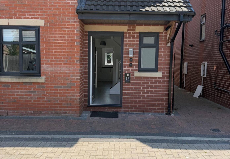 Exterior detail 3, Luxurious Stockport Retreat - 4 Bedrooms, Stockport
