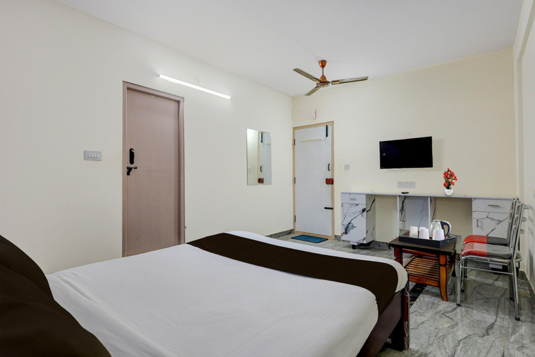 Room 2, Hotel O Soladevanahalli Crossway, Bangalore