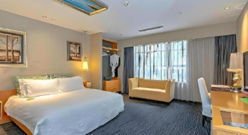 Bedroom 3, Guangzhou Carat Hotel, Guangzhou
