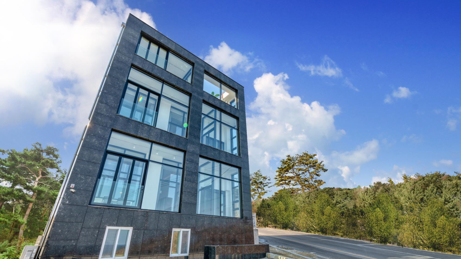 Exterior & Views 2, Goseong Belossi Ayajin Kids Poolvilla, Goseong