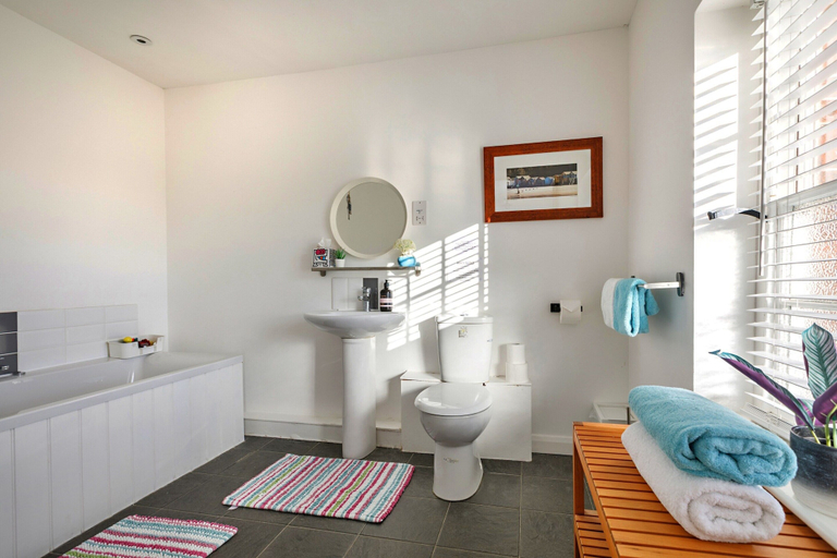 Bathroom 4, Charming Chapel House Norfolk, Norfolk