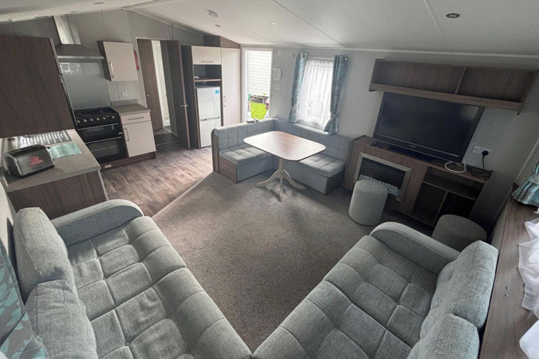 Living area 4, Cabin Sleeps 8 - Free Parking, Patio, Pool, Poole