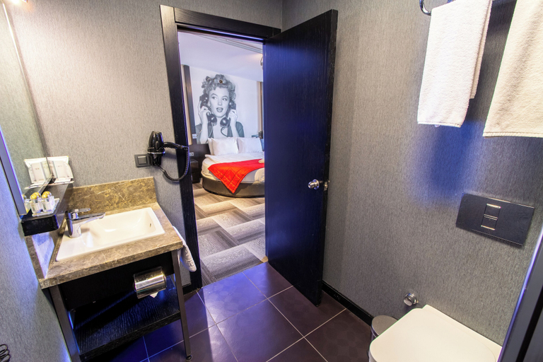Bathroom 4, Maltepe Hotel 2000, Çankaya