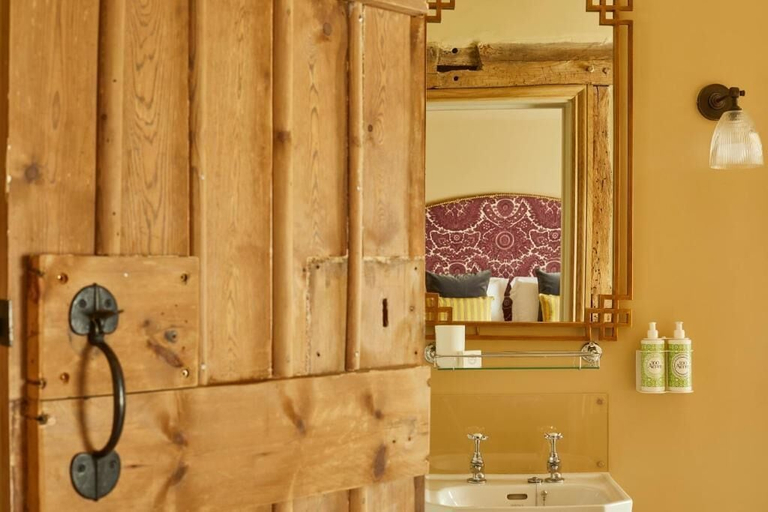 Bathroom 3, Crown and Anchor Ham, Wiltshire
