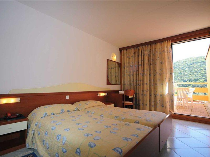 Bedroom 3, MASLINICA Hedera Hotel, Labin